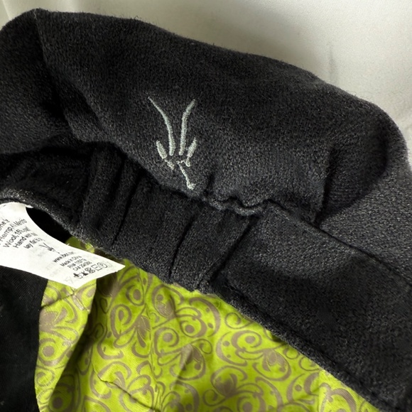 Ibex Womens Engineer Hat OS Conductor Black Merino Wool Blend Excellent Gift - Picture 9 of 14